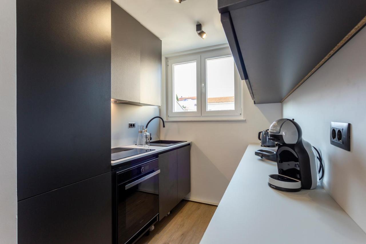 Apartman Izis Centar Pule Pula Exterior photo